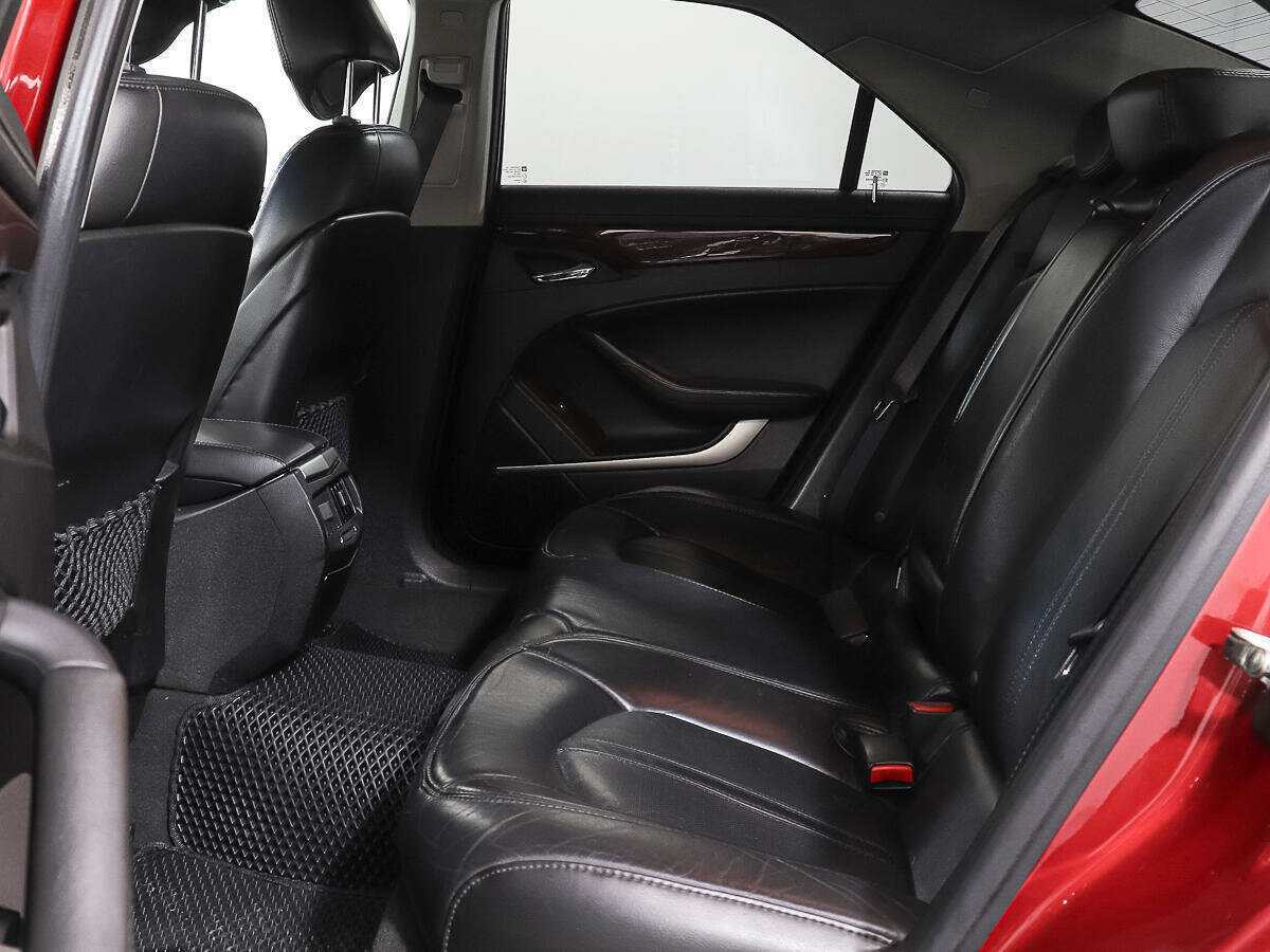 Cadillac CTS с пробегом — 2008 год. Фото: #9