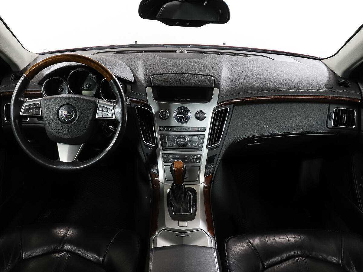 Cadillac CTS с пробегом — 2008 год. Фото: #11