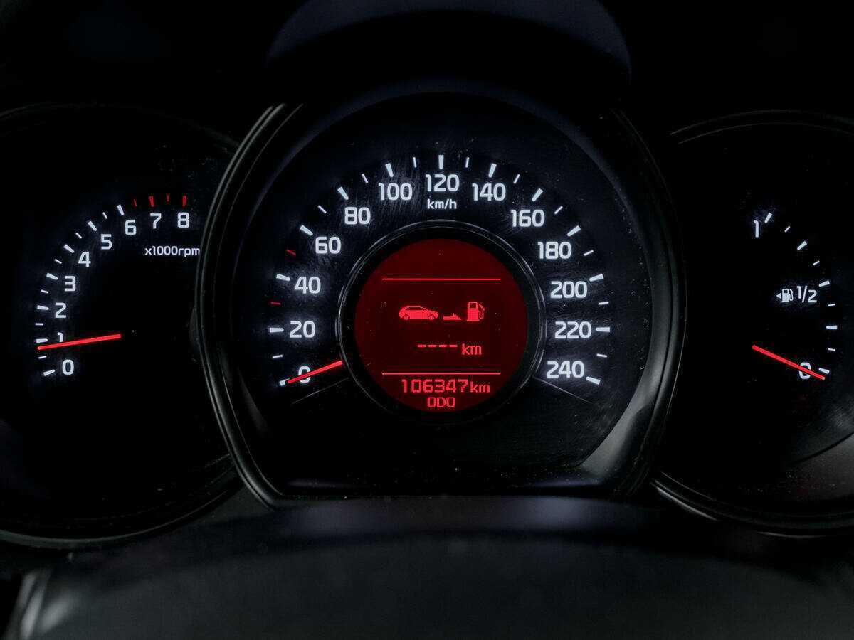 Kia Ceed с пробегом — 2015 год. Фото: #10