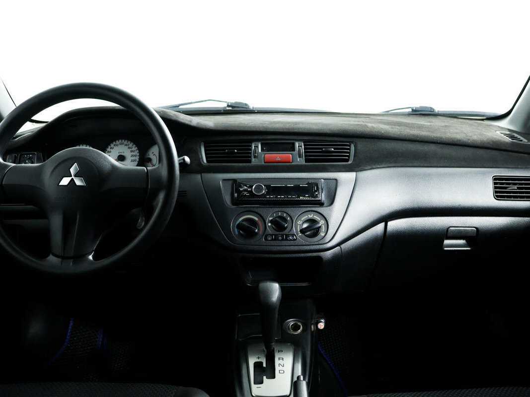 Mitsubishi Lancer с пробегом — 2007 год. Фото: #10