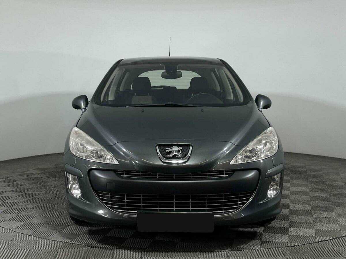 Peugeot 308 с пробегом — 2009 год. Фото: #1