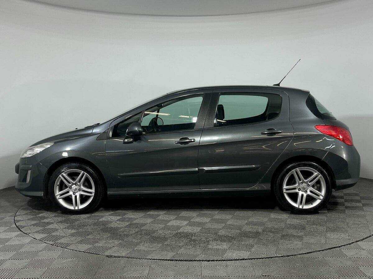 Peugeot 308 с пробегом — 2009 год. Фото: #7