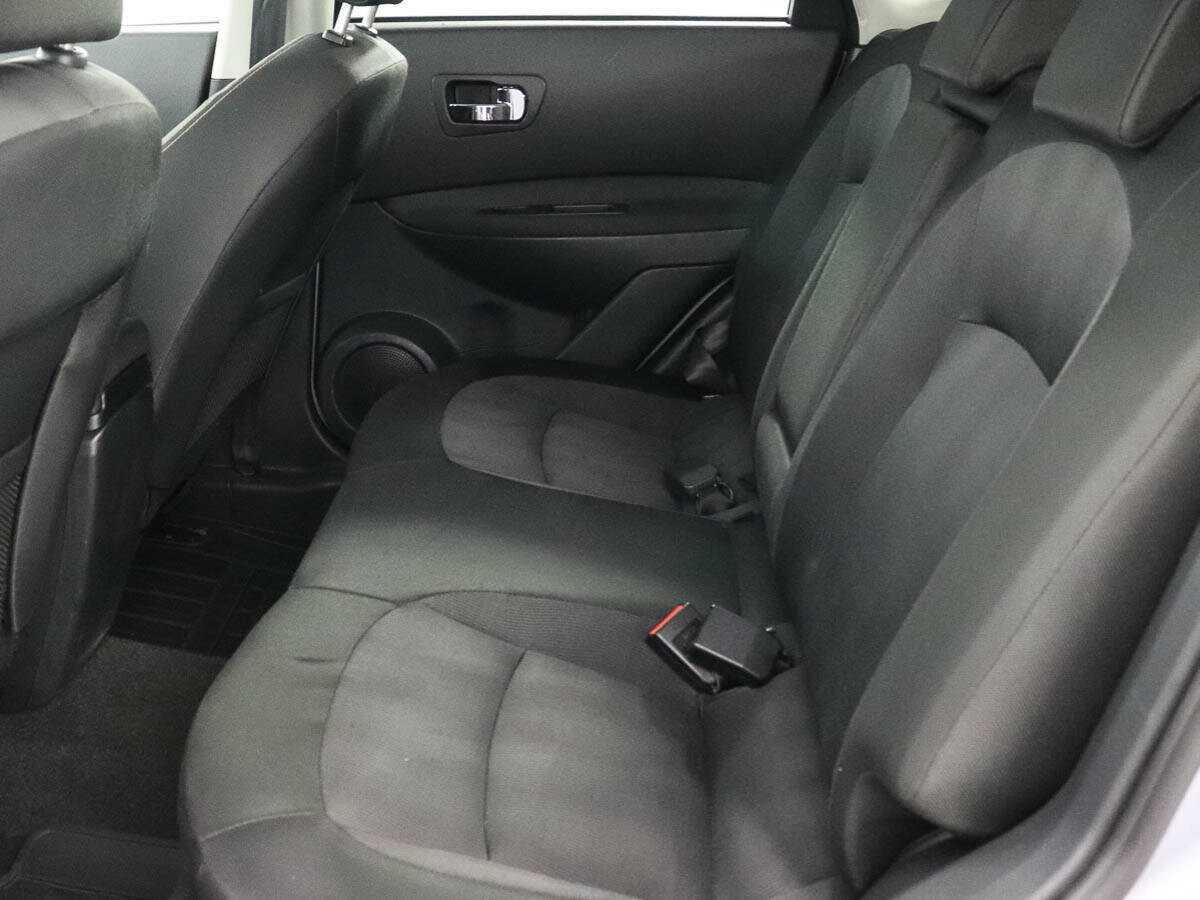 Nissan Qashqai с пробегом — 2010 год. Фото: #8