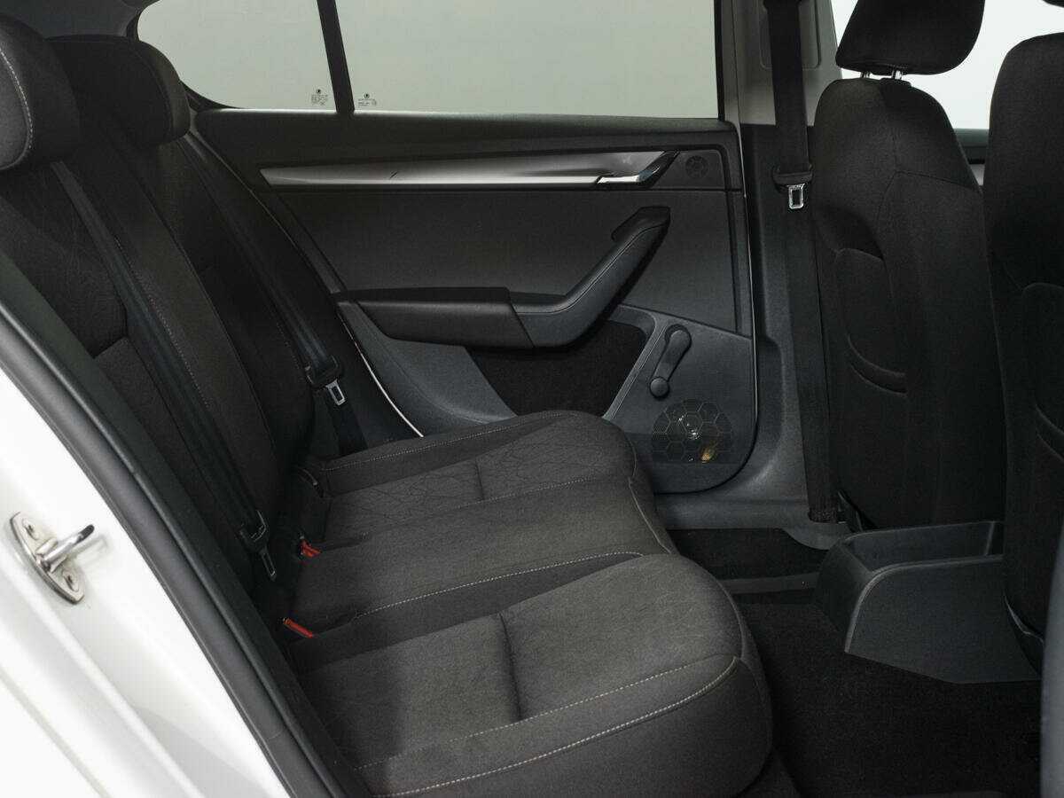Skoda Octavia с пробегом — 2014 год. Фото: #8