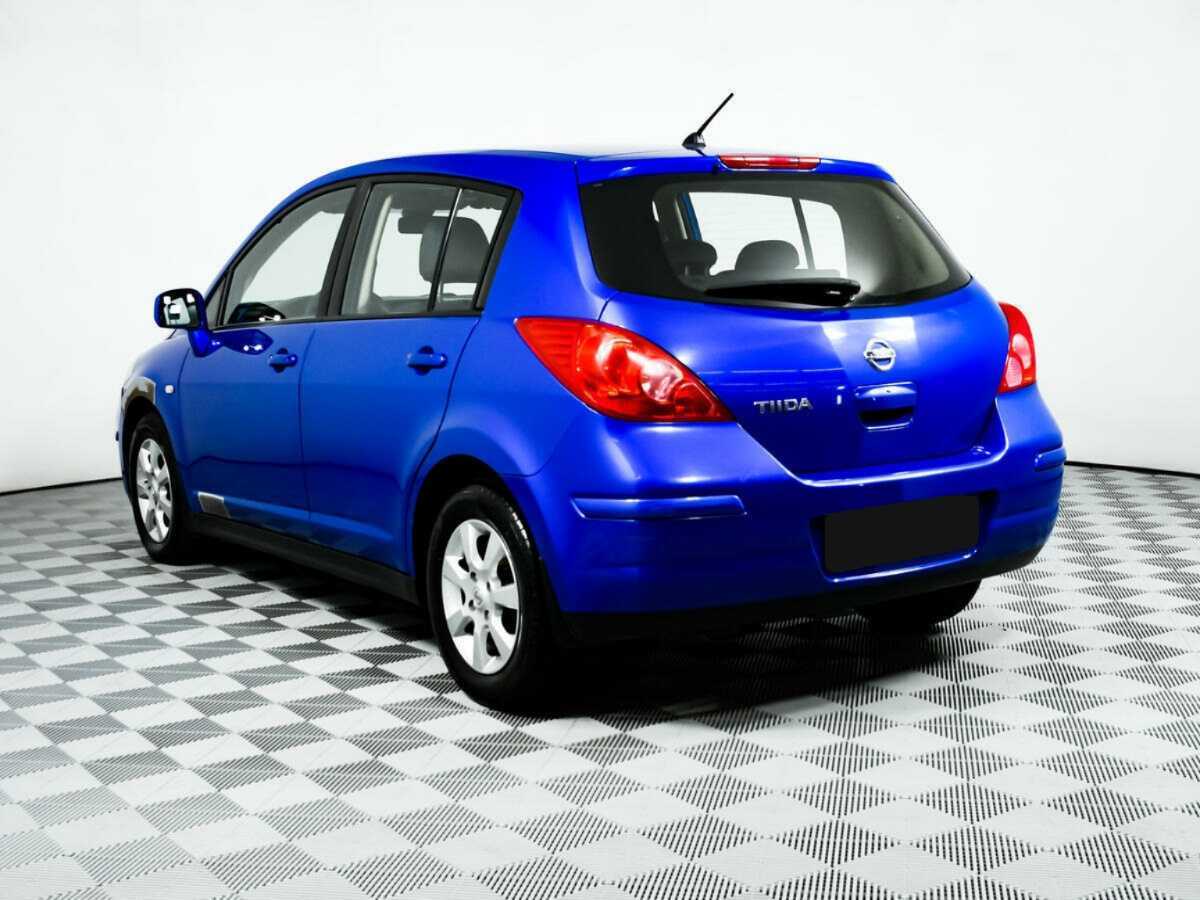 Nissan Tiida с пробегом — 2007 год. Фото: #6