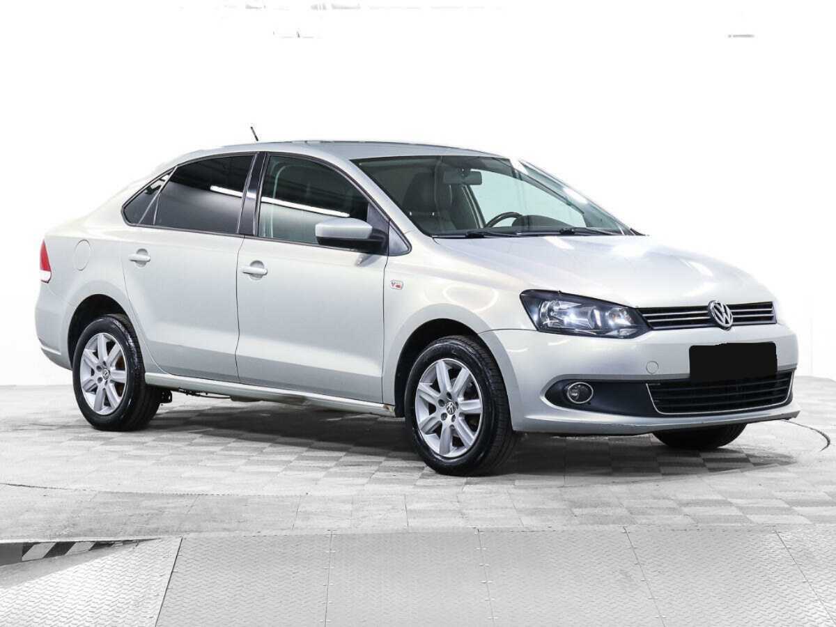 Volkswagen Polo с пробегом — 2011 год. Фото: #2