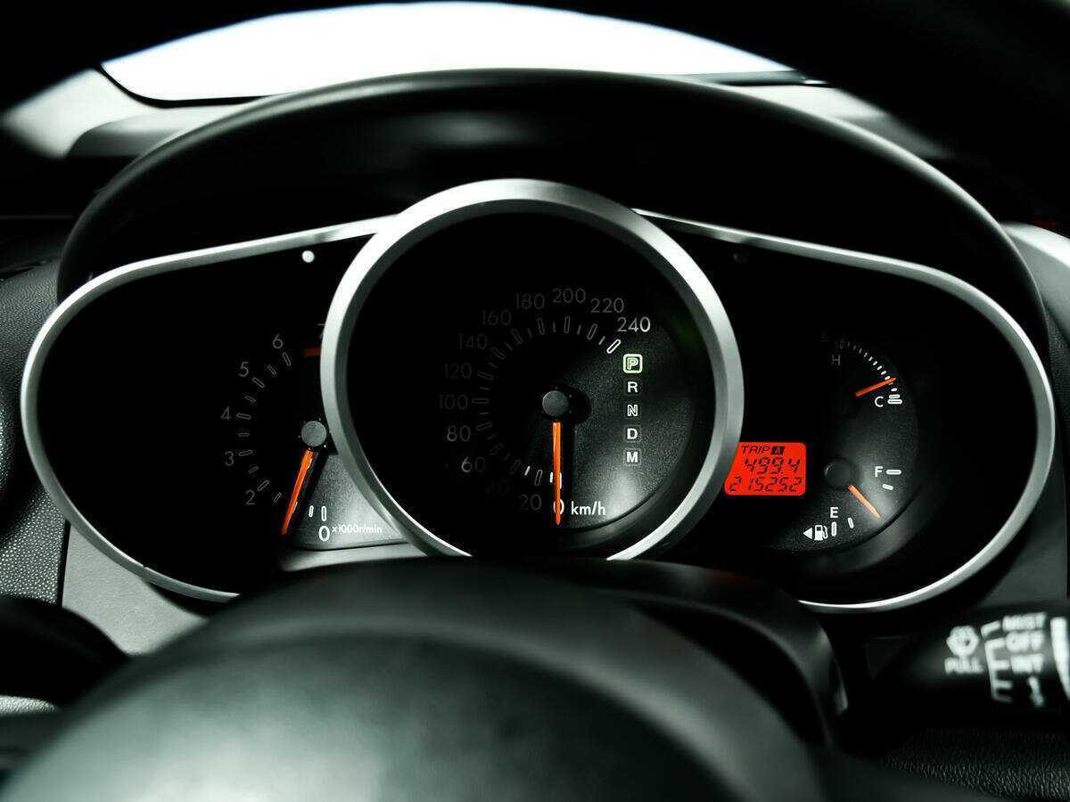 Mazda CX-7 с пробегом — 2008 год. Фото: #9