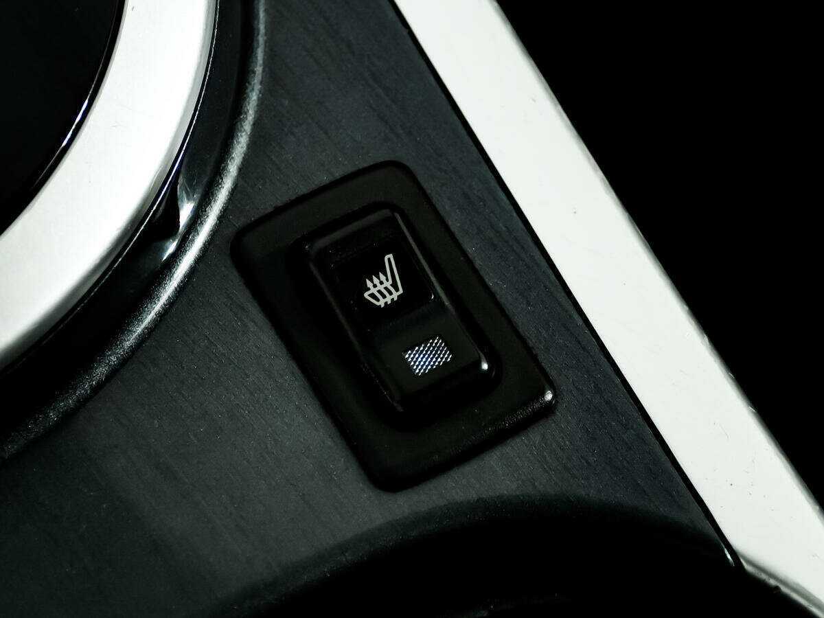 Mazda CX-7 с пробегом — 2008 год. Фото: #14