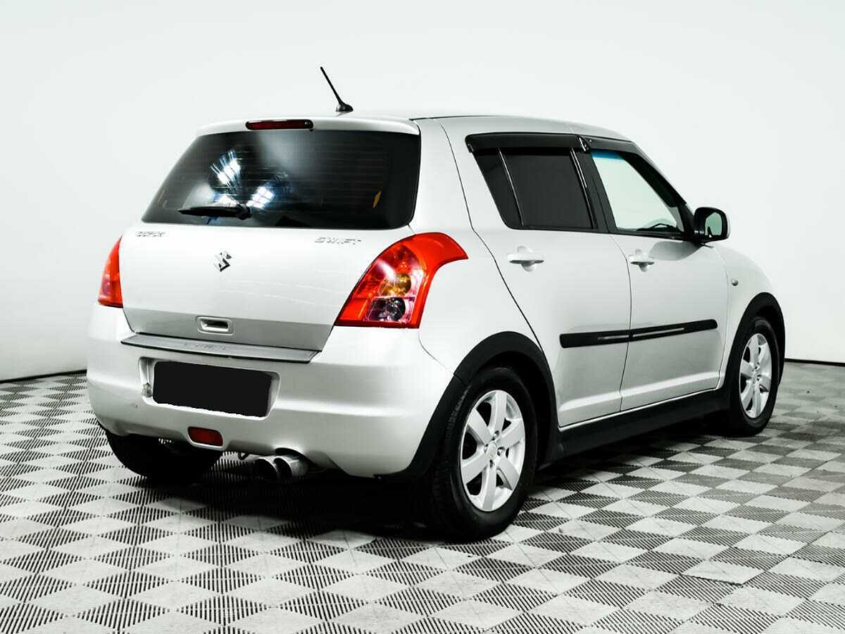 Suzuki Swift с пробегом — 2008 год. Фото: #5