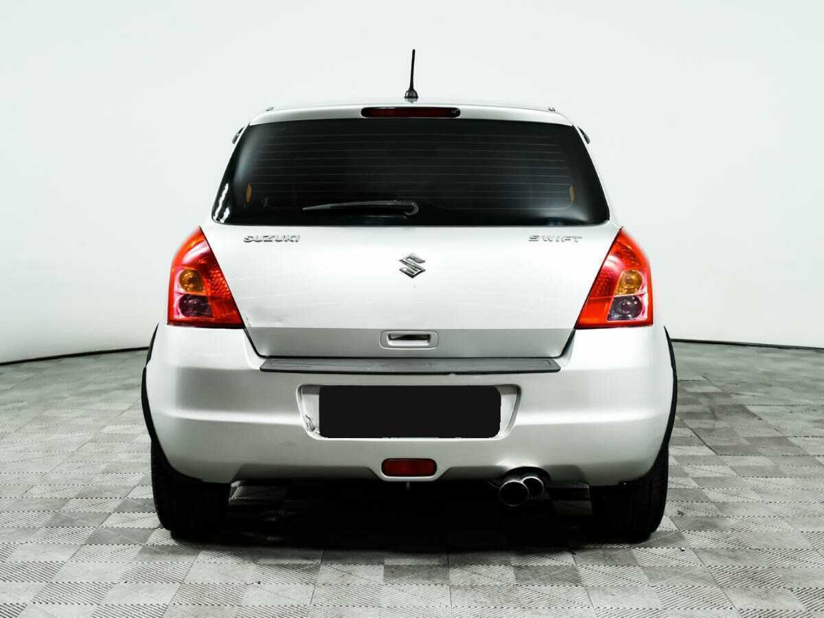 Suzuki Swift с пробегом — 2008 год. Фото: #6