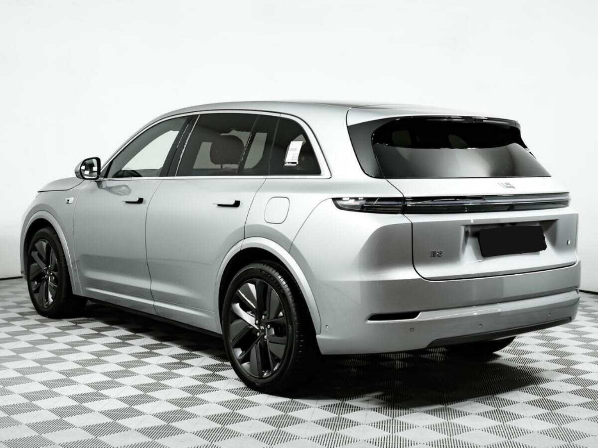 LiXiang L7 с пробегом — 2024 год. Фото: #5