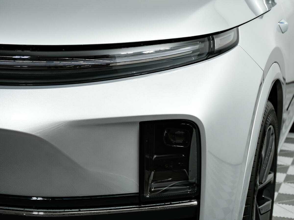 LiXiang L7 с пробегом — 2024 год. Фото: #12