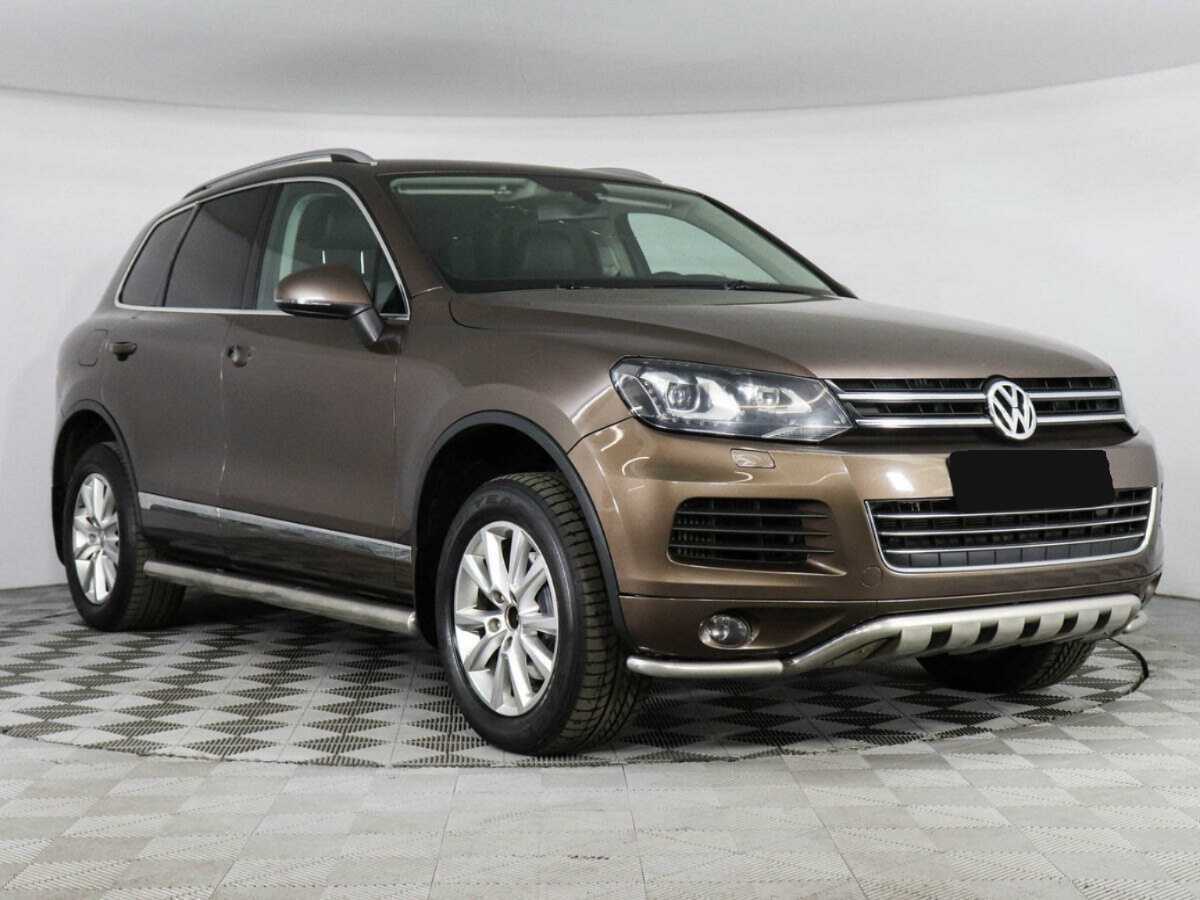 Volkswagen Touareg с пробегом — 2010 год. Фото: #2