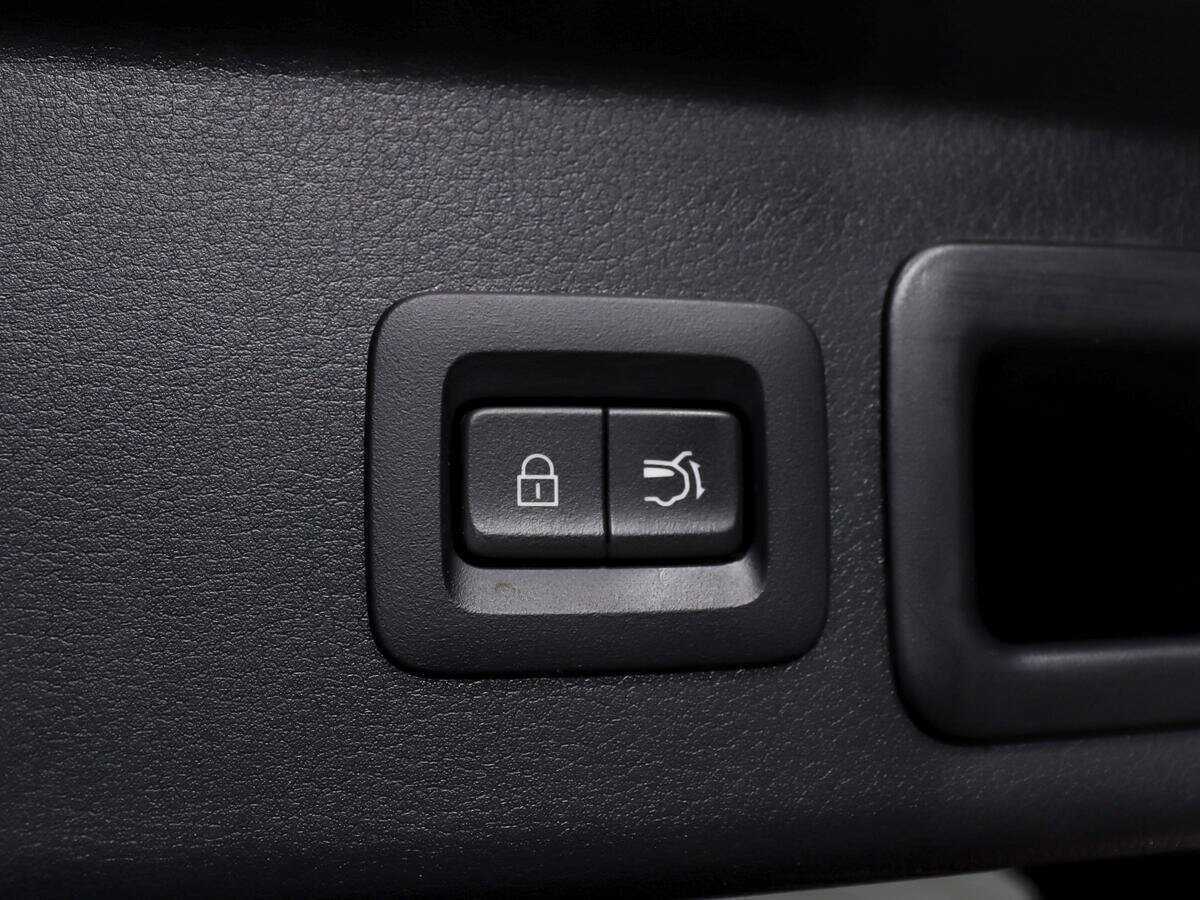 Mazda CX-30 с пробегом — 2021 год. Фото: #10