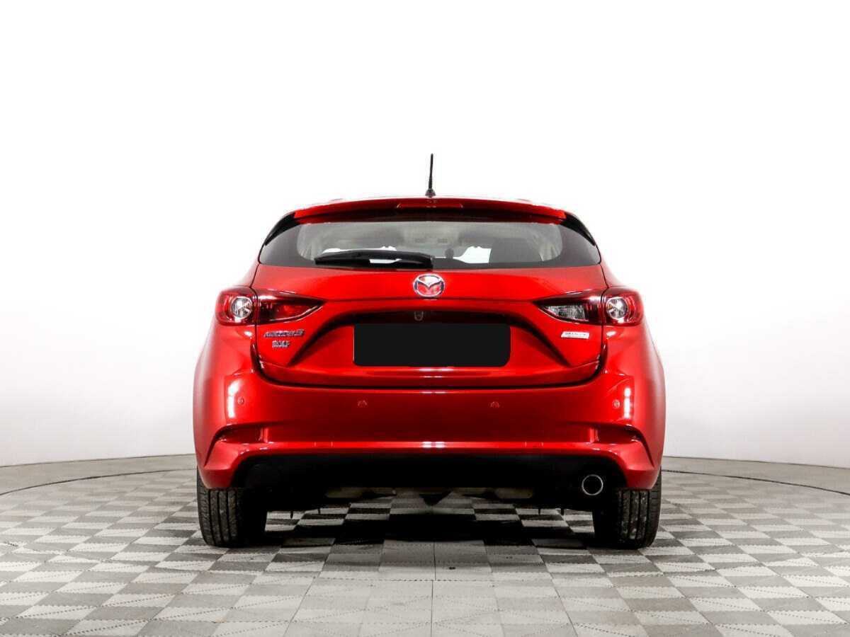 Mazda 3 с пробегом — 2016 год. Фото: #5