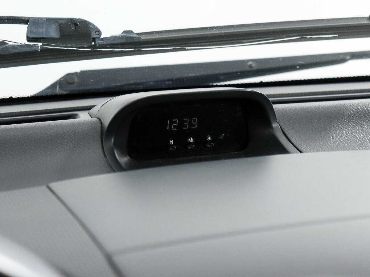 Chevrolet Aveo с пробегом — 2010 год. Фото: #13