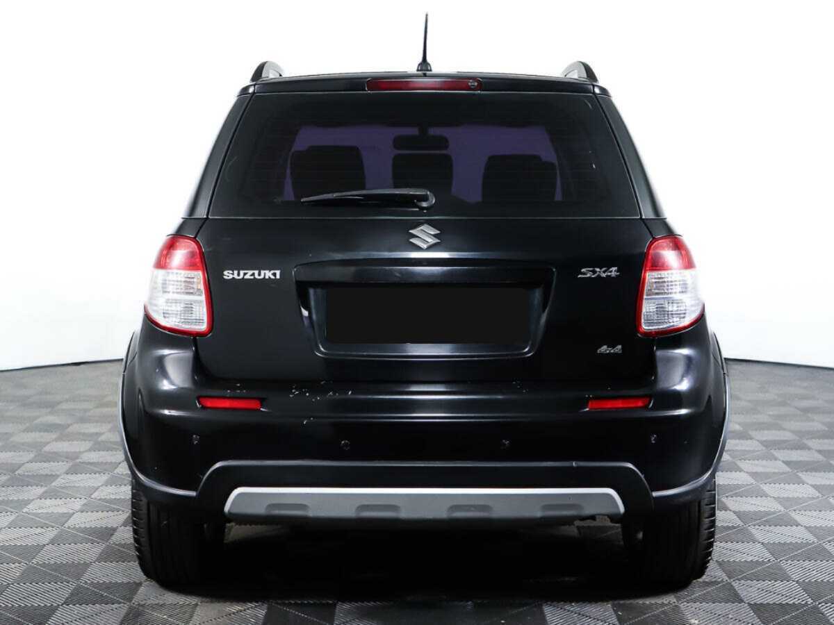 Suzuki SX4 с пробегом — 2010 год. Фото: #5