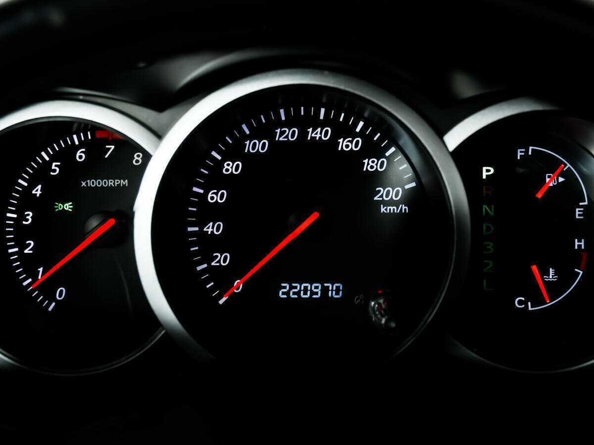 Suzuki Grand Vitara с пробегом — 2007 год. Фото: #7