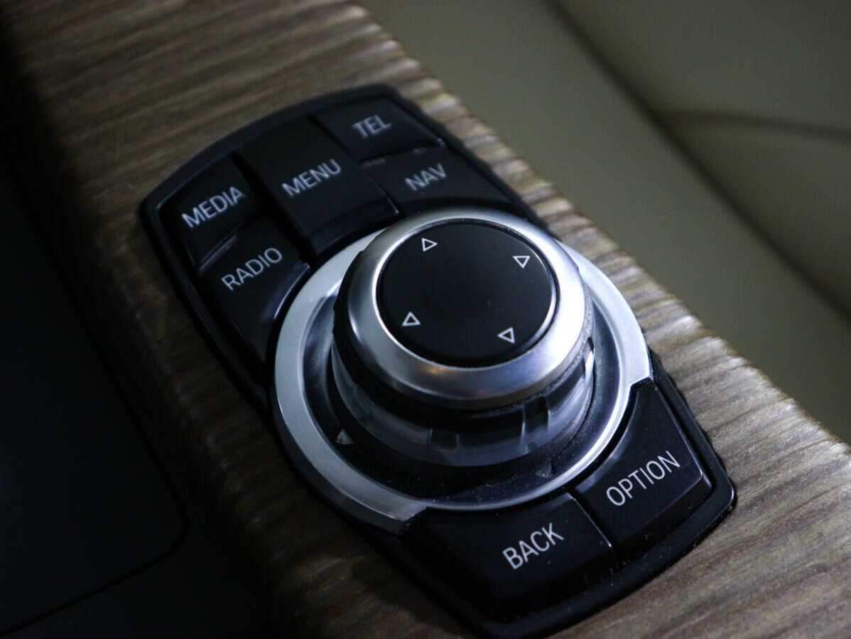 BMW 3 серии с пробегом — 2013 год. Фото: #25