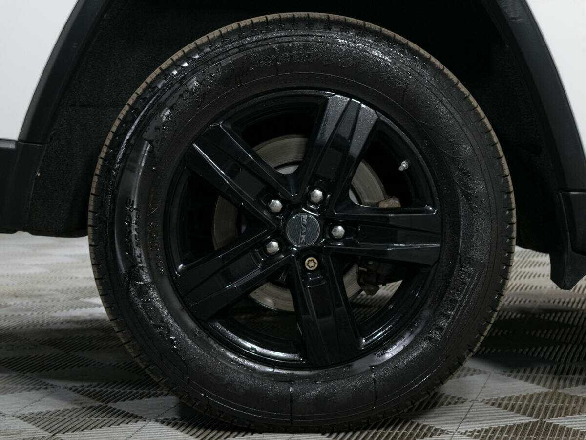 Jeep Grand Cherokee с пробегом — 2018 год. Фото: #21