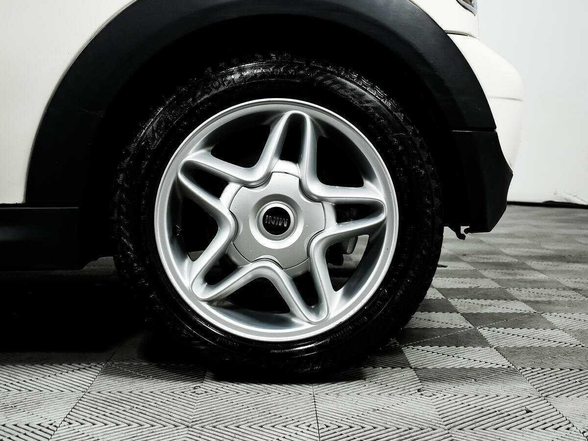 Mini Hatch с пробегом — 2010 год. Фото: #13