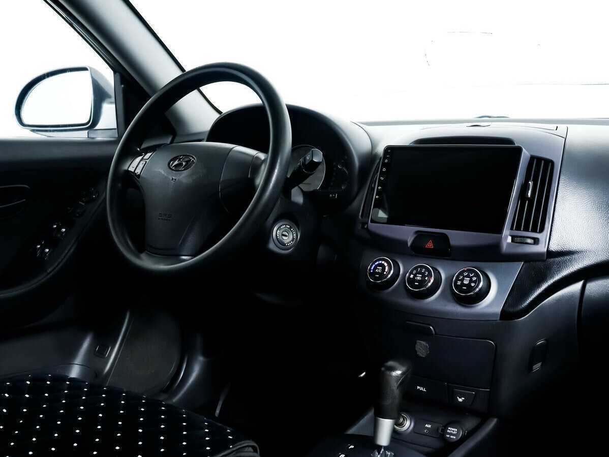 Hyundai Elantra с пробегом — 2008 год. Фото: #8