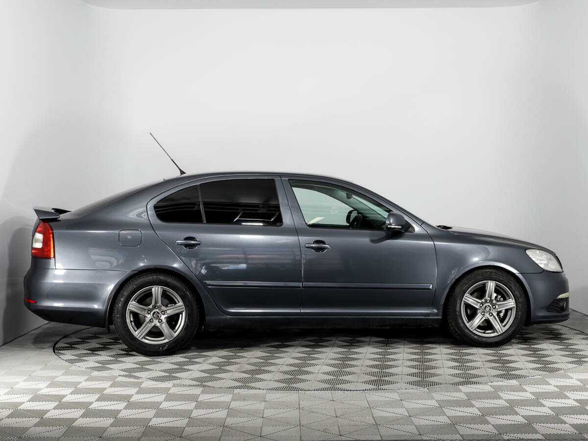 Skoda Octavia с пробегом — 2011 год. Фото: #3