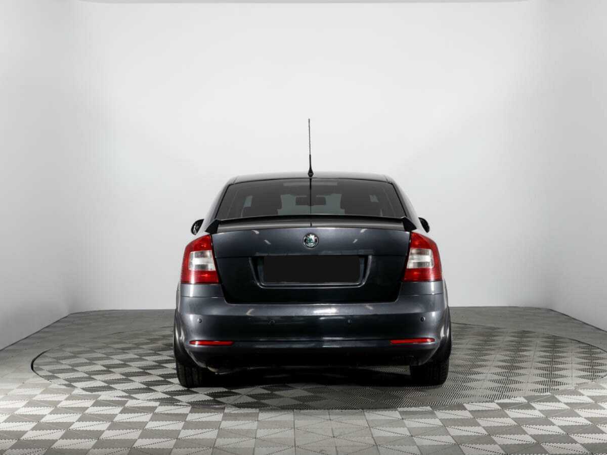Skoda Octavia с пробегом — 2011 год. Фото: #5