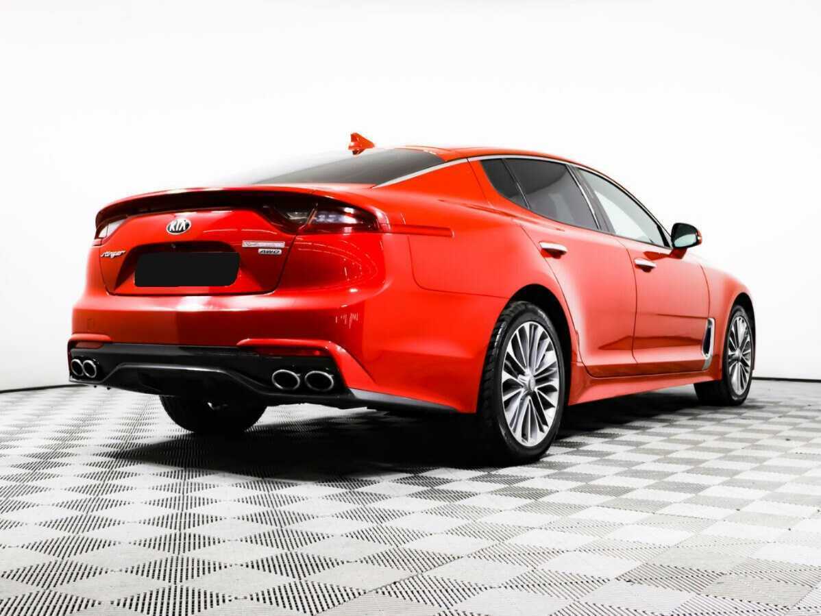 Kia Stinger с пробегом — 2018 год. Фото: #4
