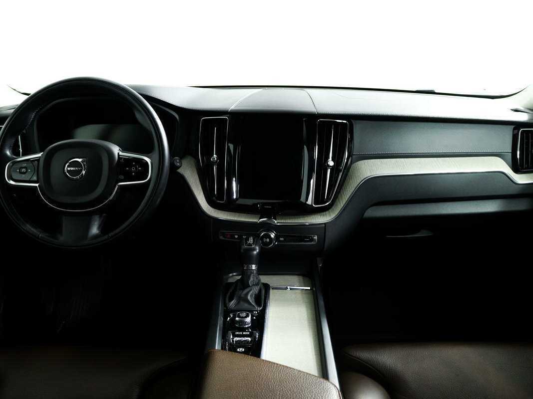 Volvo XC60 с пробегом — 2019 год. Фото: #8