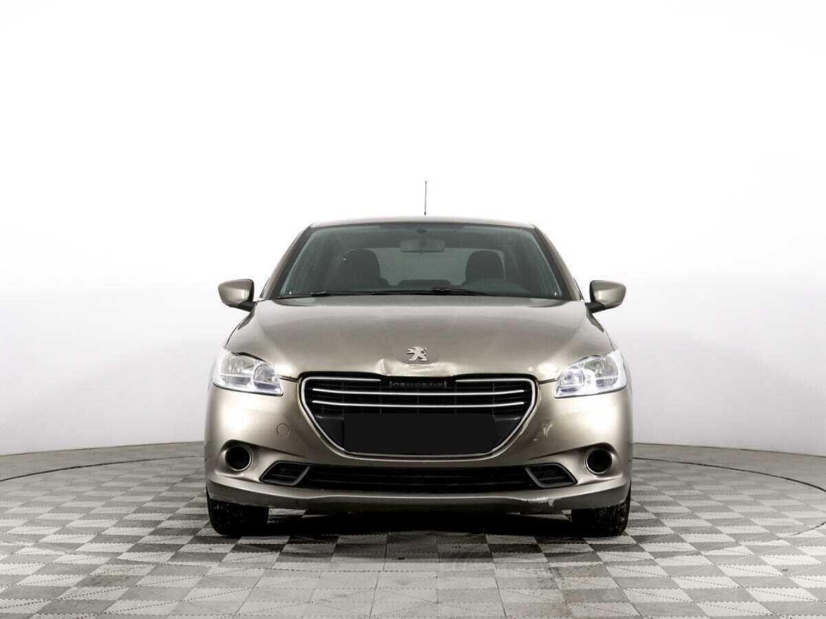 Peugeot 301 с пробегом — 2013 год. Фото: #1