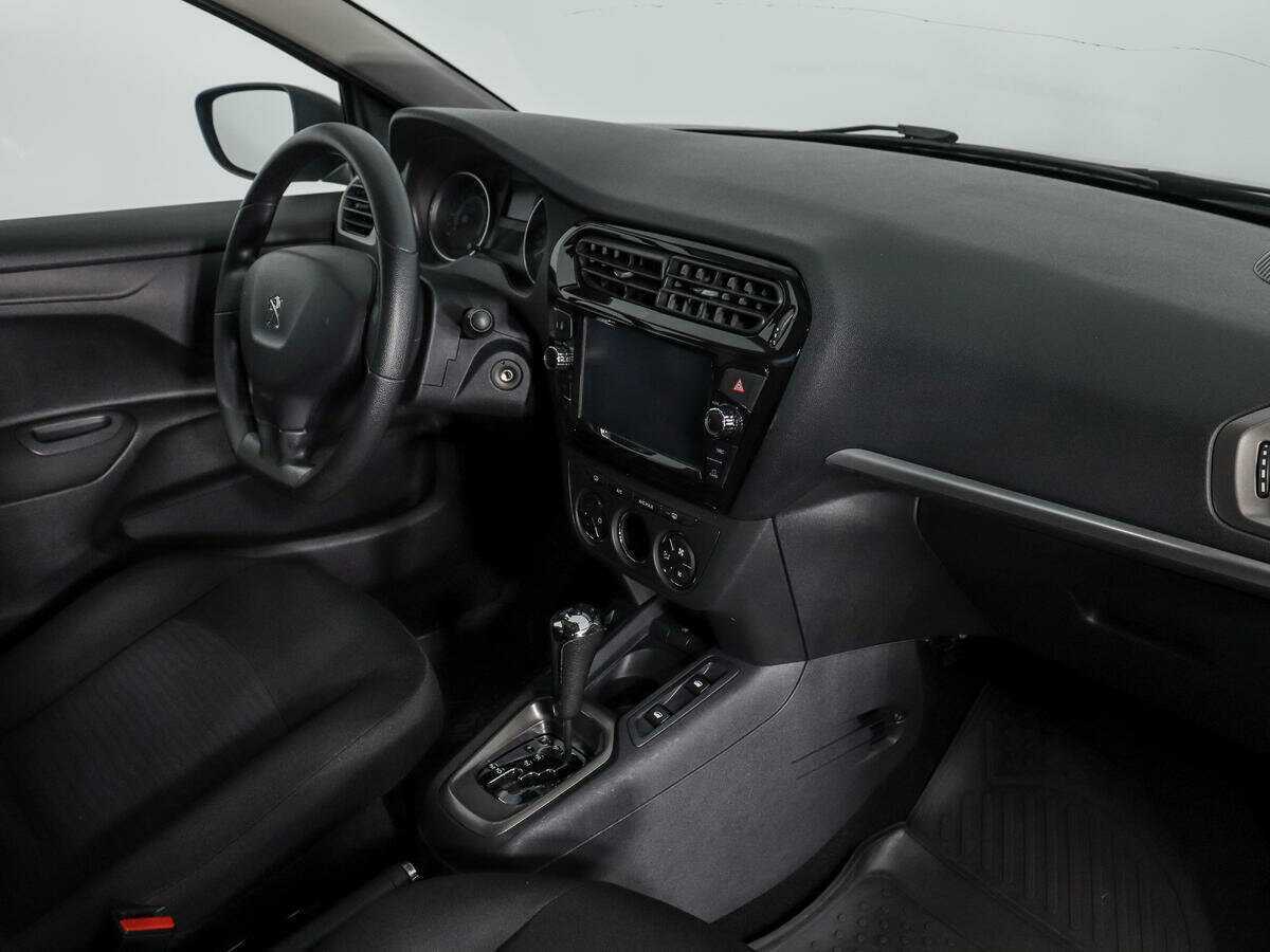 Peugeot 301 с пробегом — 2013 год. Фото: #10