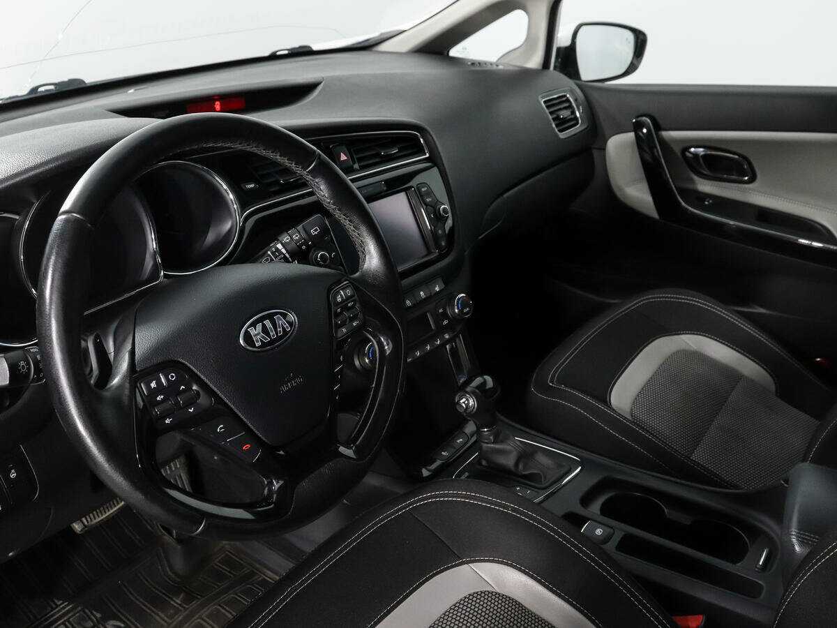 Kia Ceed с пробегом — 2016 год. Фото: #8