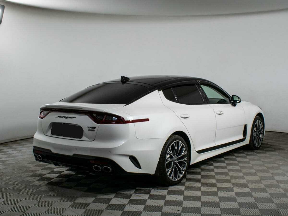 Kia Stinger с пробегом — 2018 год. Фото: #4
