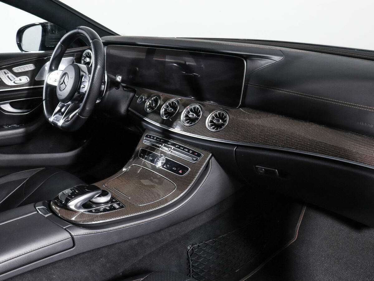 Mercedes-Benz CLS AMG с пробегом — 2018 год. Фото: #6