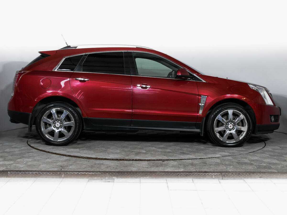 Cadillac SRX с пробегом — 2011 год. Фото: #3
