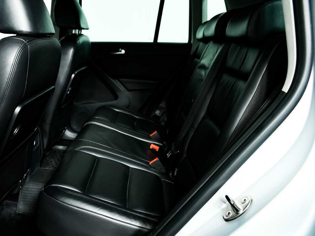 Volkswagen Tiguan с пробегом — 2010 год. Фото: #9