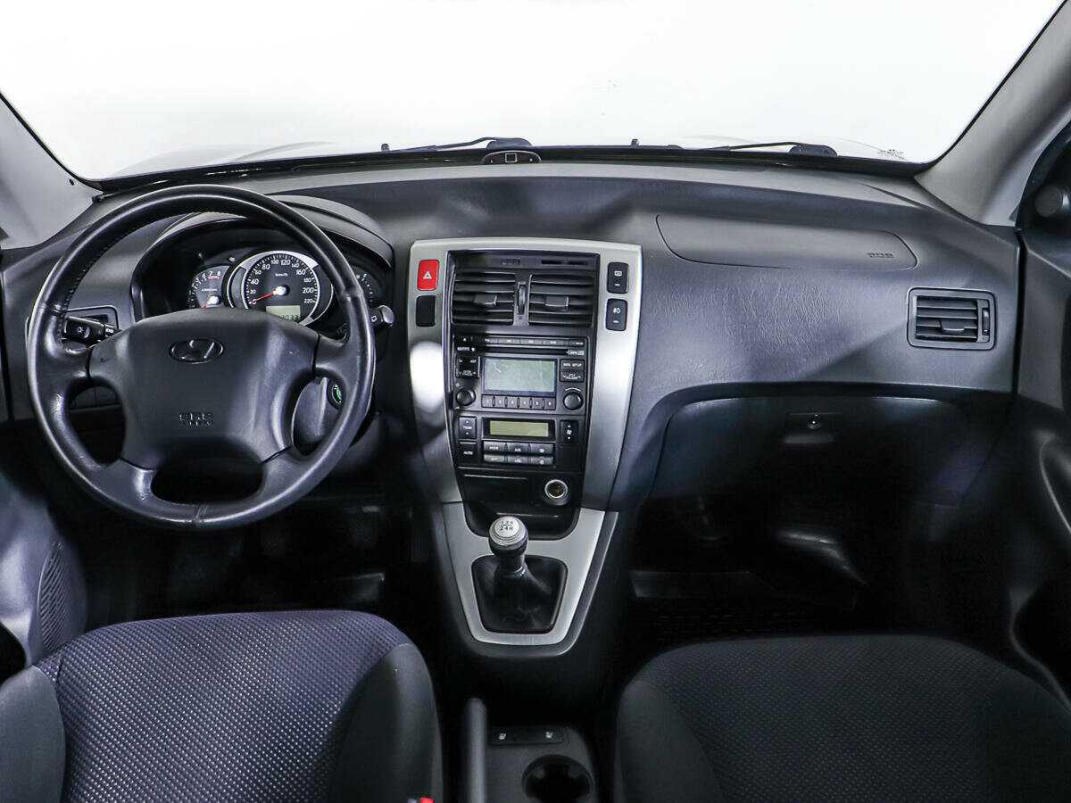 Hyundai Tucson с пробегом — 2008 год. Фото: #12