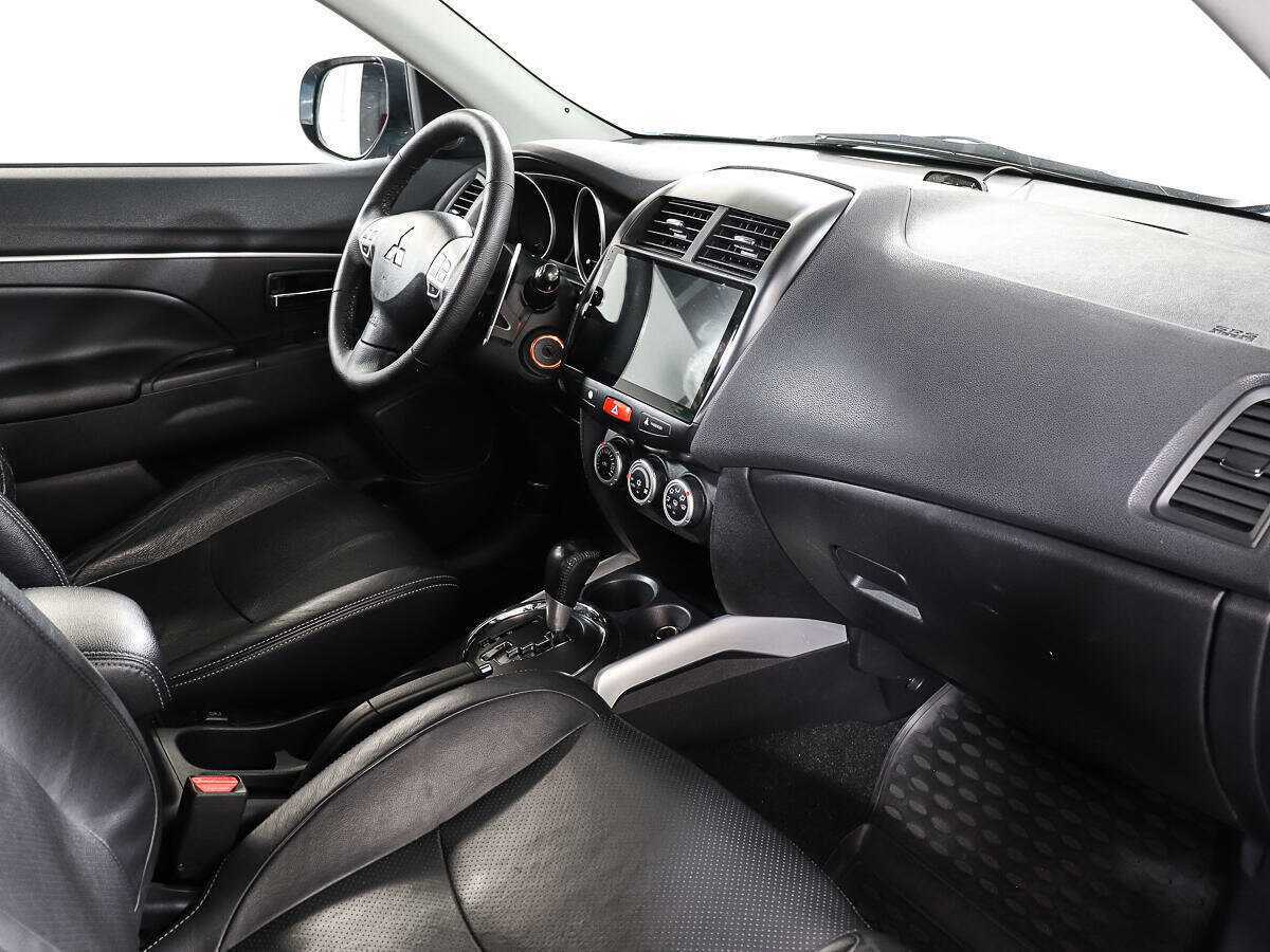 Mitsubishi ASX с пробегом — 2010 год. Фото: #9