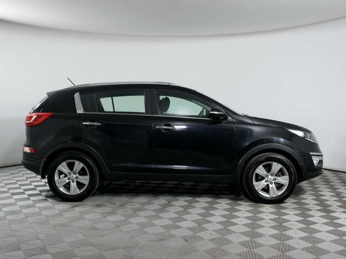 Kia Sportage с пробегом — 2010 год. Фото: #3