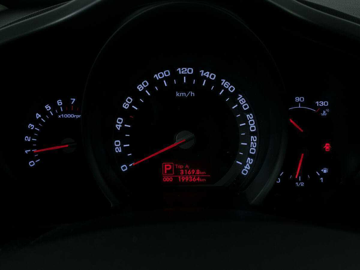 Kia Sportage с пробегом — 2010 год. Фото: #13