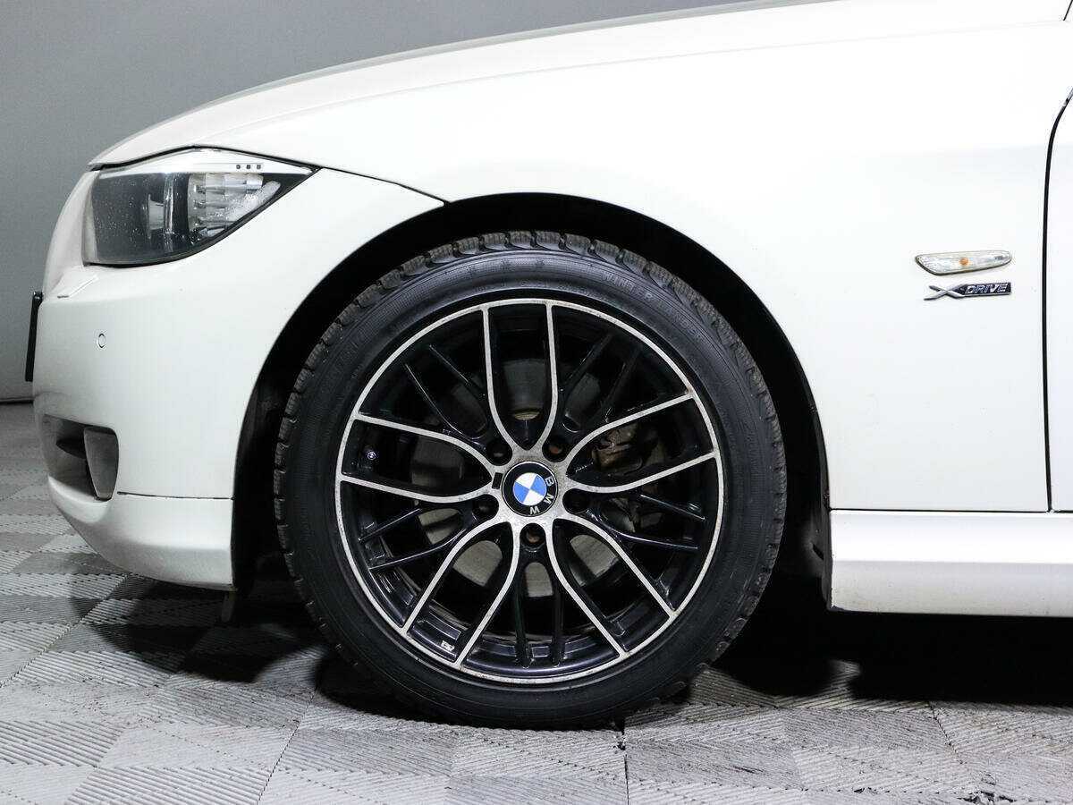 BMW 3 серии с пробегом — 2011 год. Фото: #14