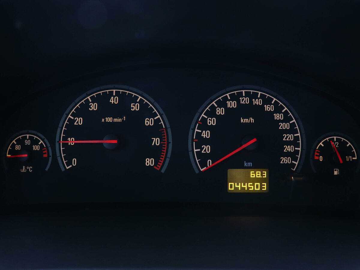 Opel Vectra с пробегом — 2008 год. Фото: #9