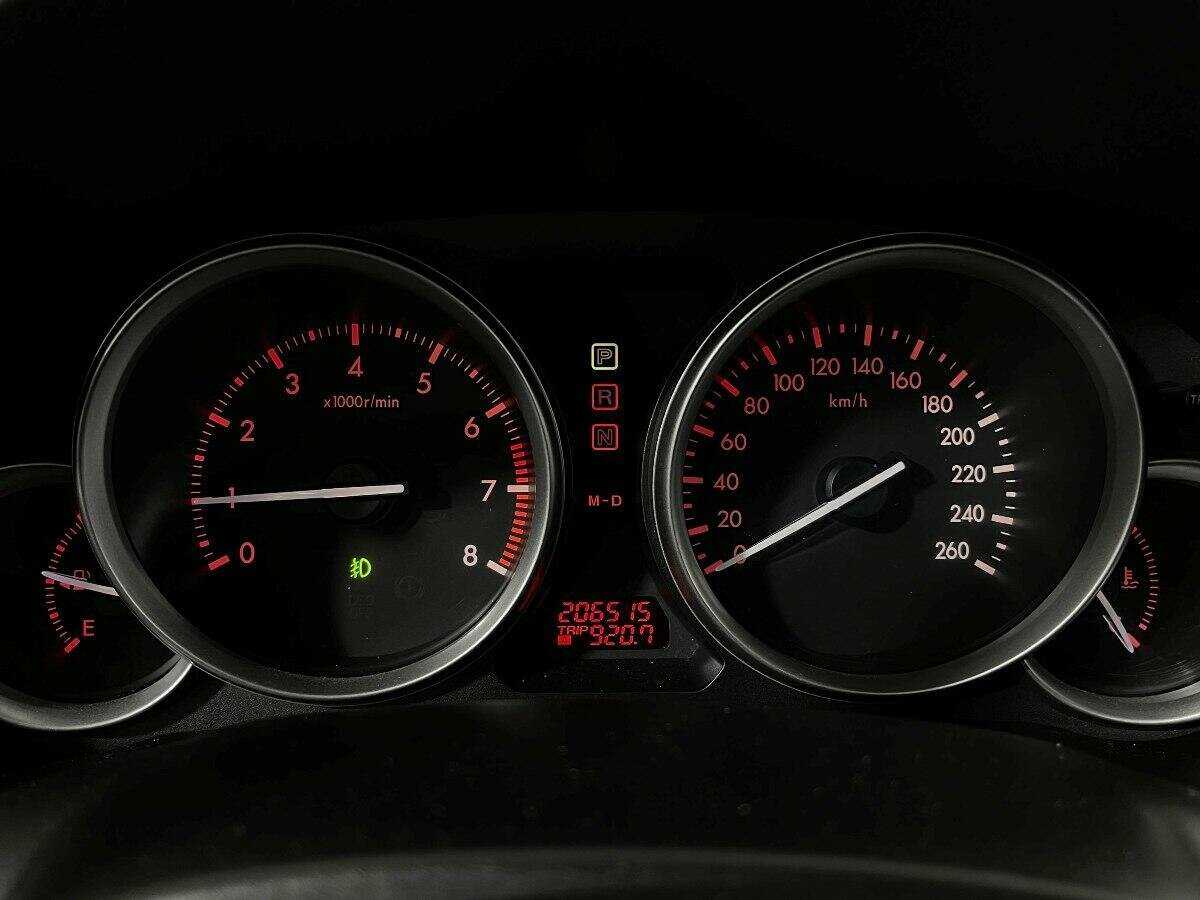 Mazda 6 с пробегом — 2010 год. Фото: #10