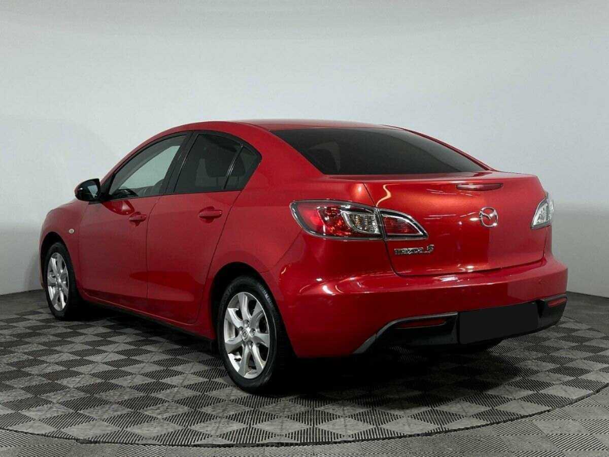 Mazda 3 с пробегом — 2010 год. Фото: #5
