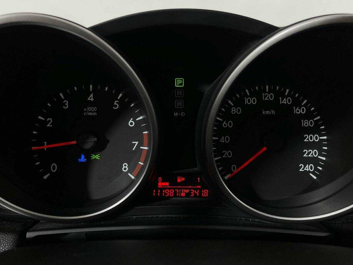 Mazda 3 с пробегом — 2010 год. Фото: #8