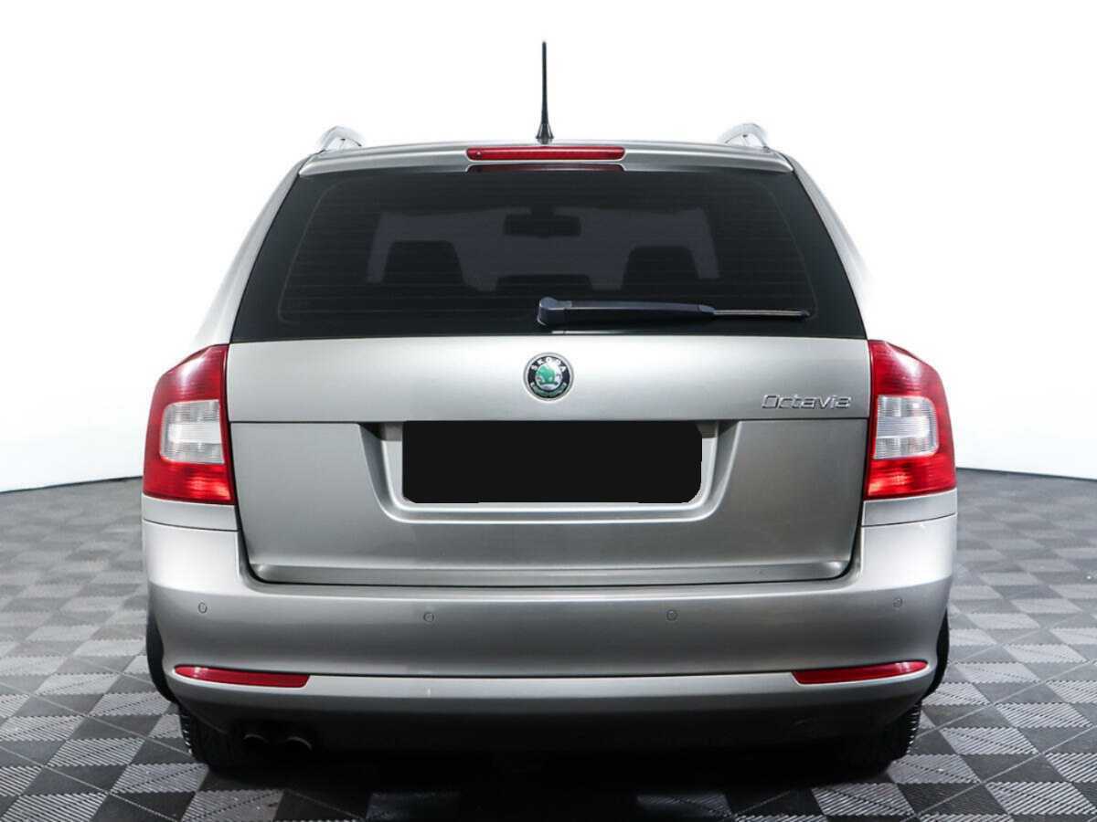 Skoda Octavia с пробегом — 2011 год. Фото: #5