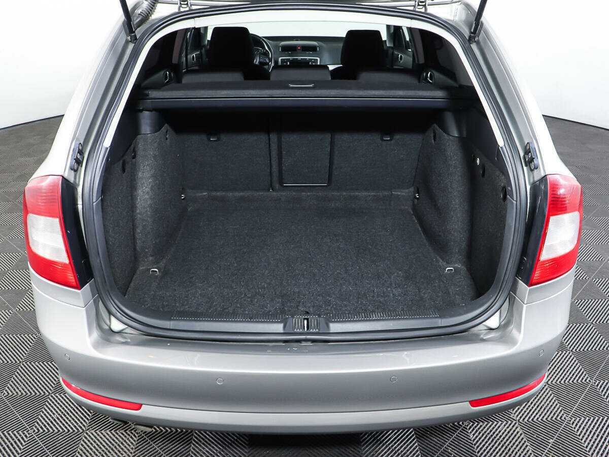 Skoda Octavia с пробегом — 2011 год. Фото: #9