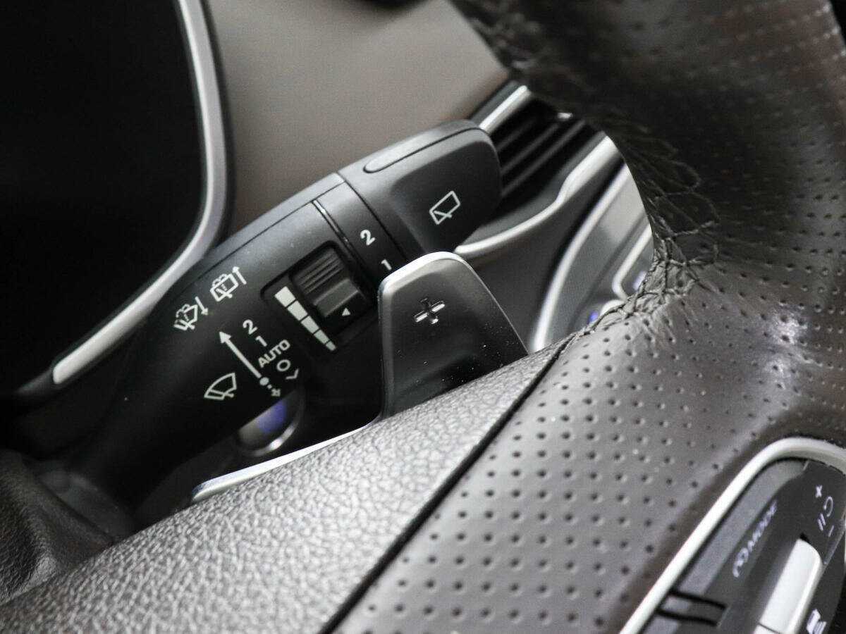 Hyundai Santa Fe с пробегом — 2023 год. Фото: #17