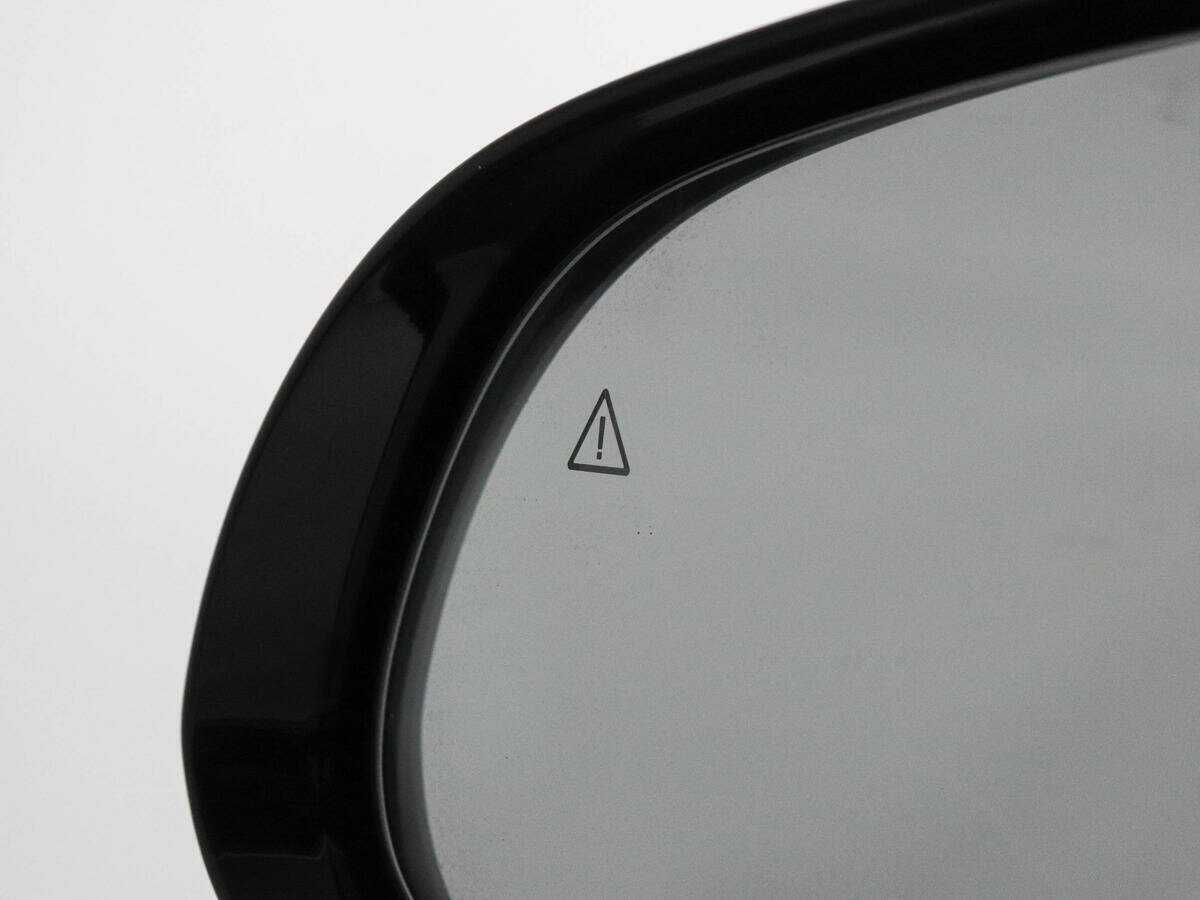 Hyundai Santa Fe с пробегом — 2023 год. Фото: #18